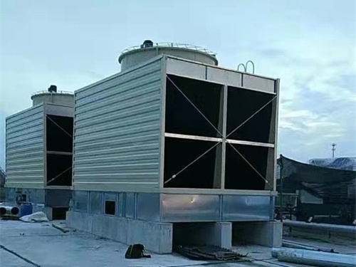 方型不銹鋼冷卻塔供水系統組成的部件有哪些？(冷卻塔不銹鋼儲水器)